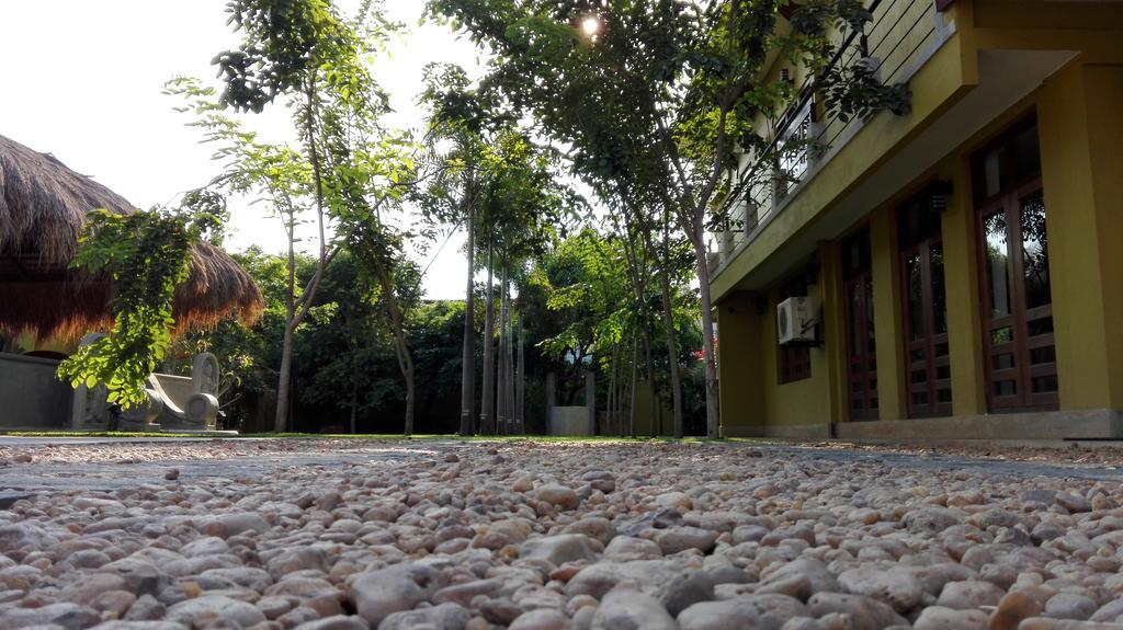 Inlak Garden Hotel Negombo Exterior photo